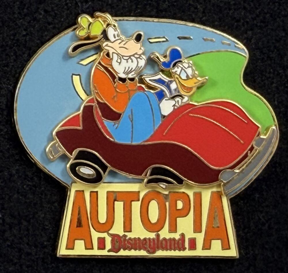Disneyland Attractions (2003) Collection - Autopia - Goofy and