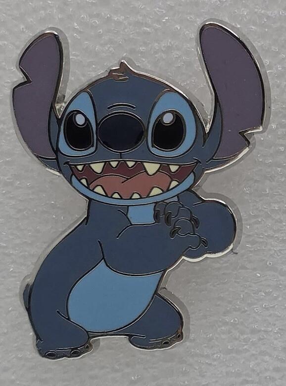 Lilo & Stitch - Stitch Hands Clasped & Smiling | PIN 103833