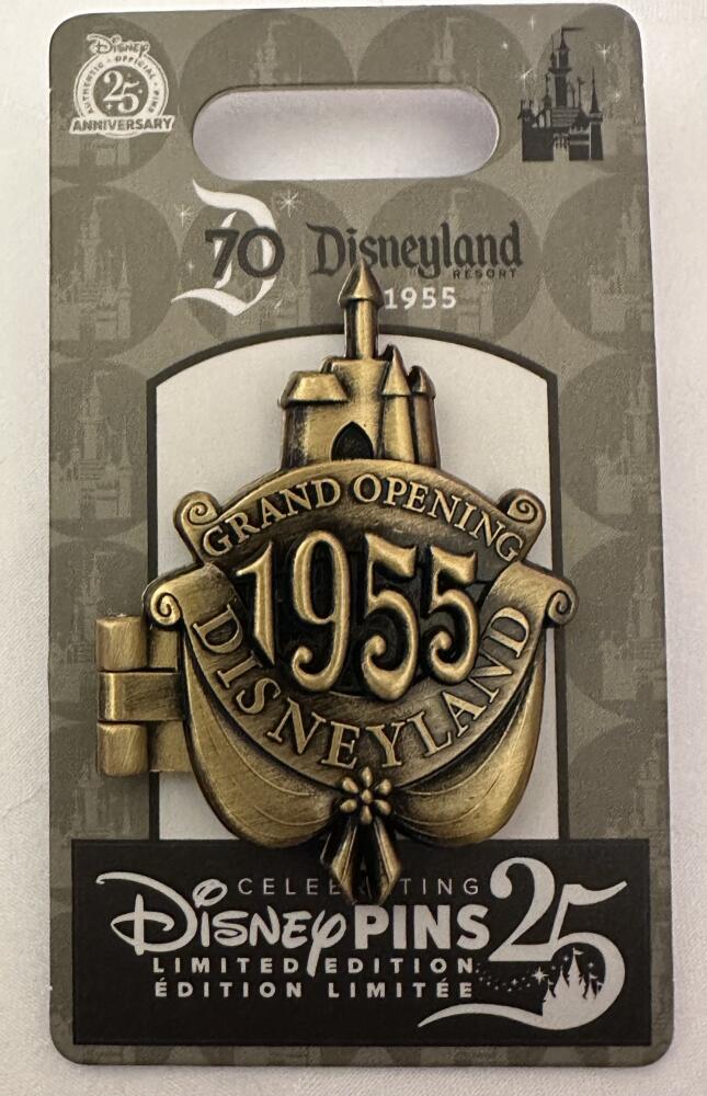 Disneyland 銀製記念コイン 1955-1990 Disneyland 銀製記念コイン 1955-1990 Disneyland 銀製記念