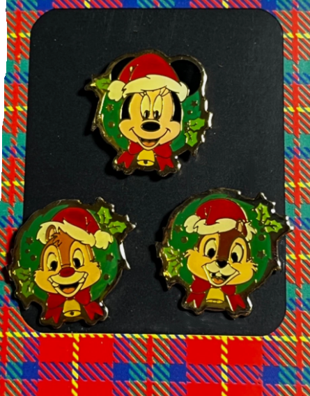 DSJ Three Pin Wreath Set - Mickey Chip & Dale