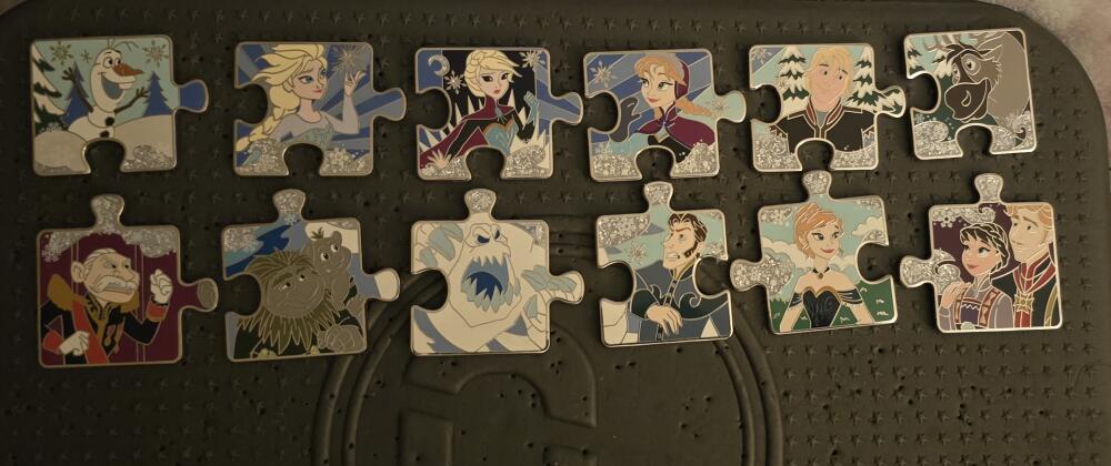 Character Connection Mystery Collection - Frozen