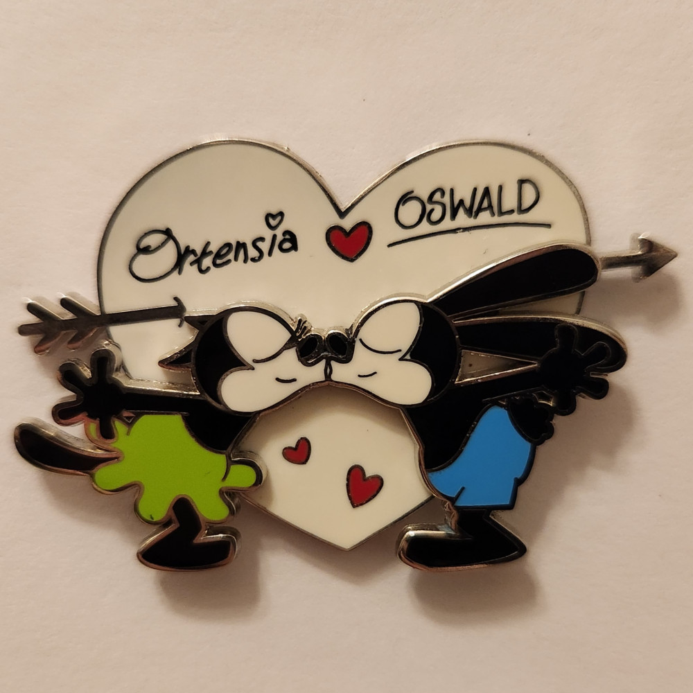 FanDaze 2018 - Ortensia Loves Oswald | PIN 10575, image size:1000x1000