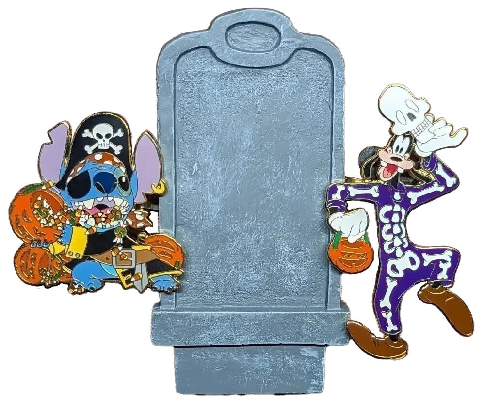 Pirate Stitch and Skeleton Goofy
