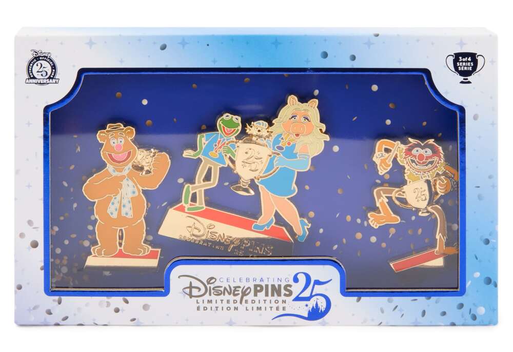 Celebrating Disney Pins 25 Boxed Pin Set 3