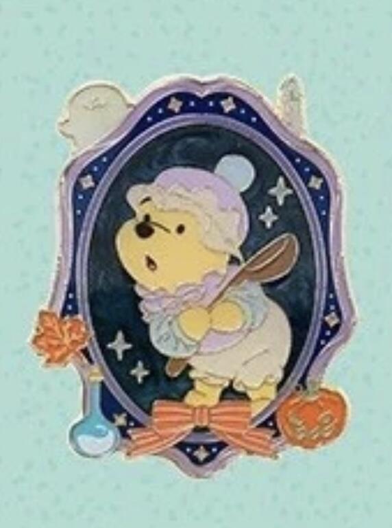 SDR - Winnie the Pooh Halloween 2025 Mystery Set - Pooh Bear | PIN 108069