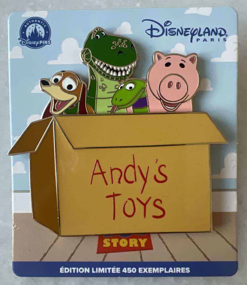 世界限定180 TOY STORY Stamp with Pin 額装品 Toy Story 30 Years & Beyond Pin Trading Event - Andy's Toys Box