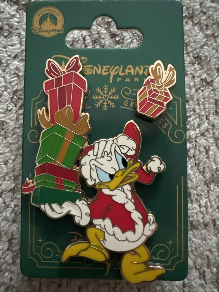 Donald with Presents Set — Full Set