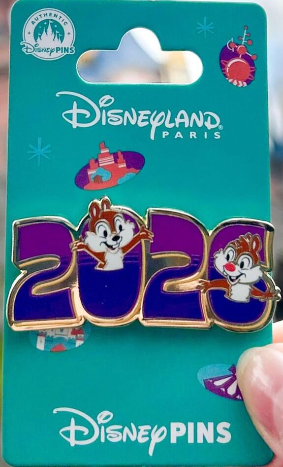 2026 Dated Year Pins - Chip and Dale | PIN 112691