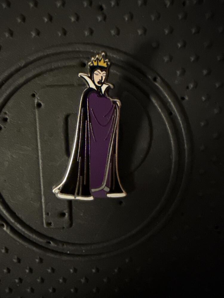Disney Movie Club - Evil Queen | PIN 112721