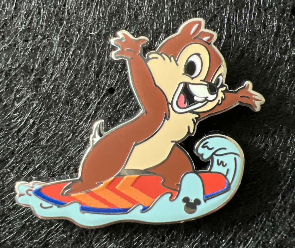WDW Hidden Disney Series 2026 Wave A: Holiday - Summer — Chip On