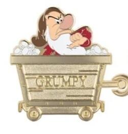 Pink A La Mode (PALM) - Snow White and the Seven Dwarfs Mine Cart Set ...