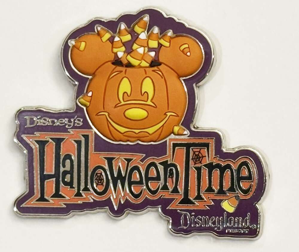 Halloween Time - Free-D Mickey Pumpkin with Candy Corn | PIN 120235