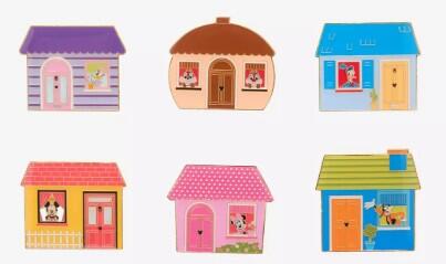 BoxLunch - Disney Mickey & Friends Houses Blind Box