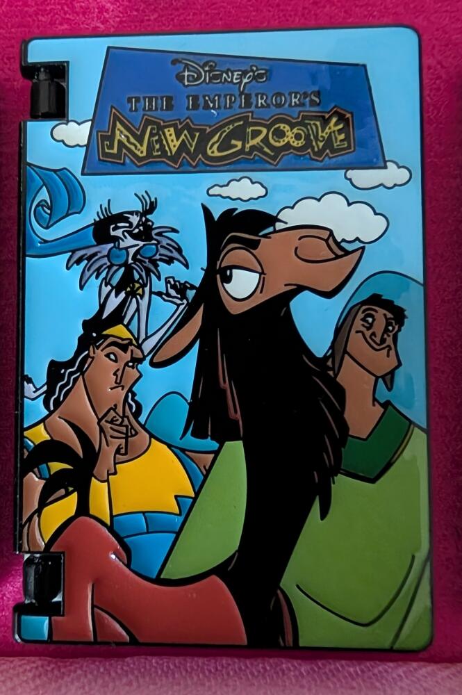 BoxLunch - Disney Retro VHS Hinged Blind Box - Emperor's New
