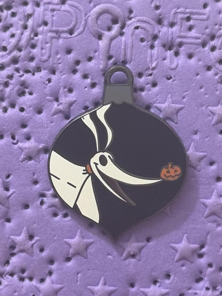 2004 Haunted Mansion Holiday Ornament - Zero | PIN 121758