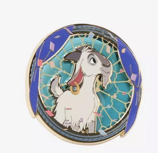 パリディズニー LE600 Good luck Bad luck ピンバッジ Disney The Hunchback of Notre Dame Stained Glass Portrait Blind