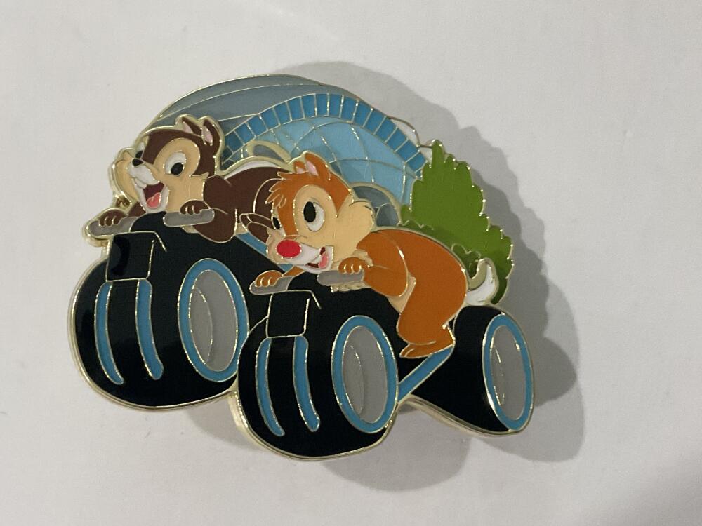 Attraction series - Chip Dale | PIN 123096