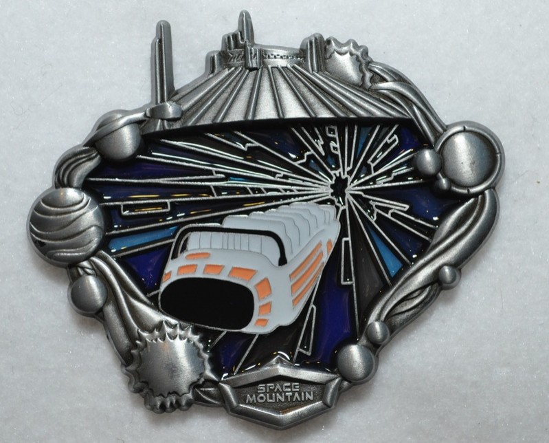 6531 - Space Mountain - 3D Stained Glass Attractions - Walt Disney