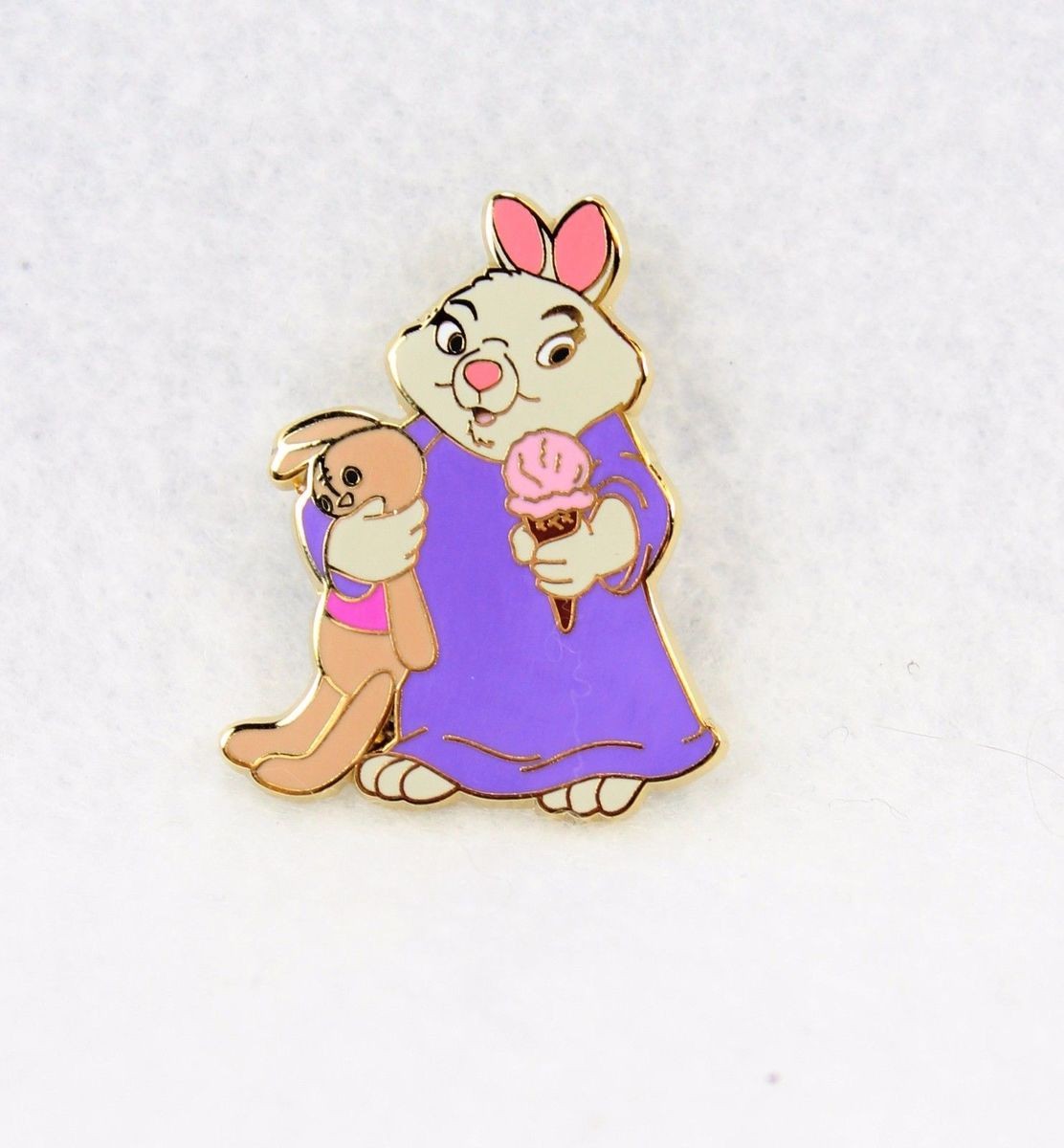 PTD) Pin Trader's Delight Series - Tagalong | PIN 16875