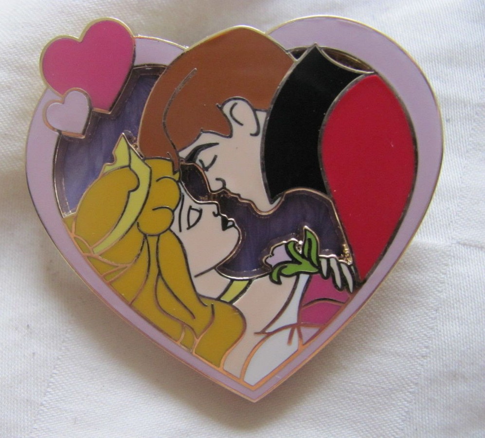 Disney Kisses Collection - Princess Aurora and Prince Phillip | PIN 15932, image size:997x900