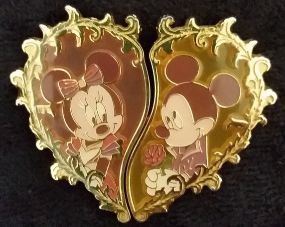 Mickey & Minnie Heart 5th Anniversary