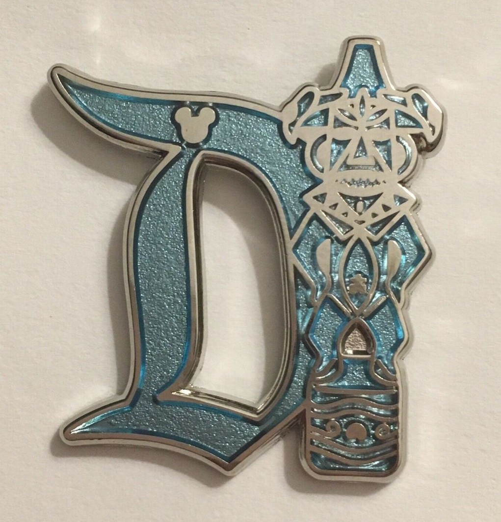 2019 Hidden Mickey - Disneyland D Characters - Tiki CHASER
