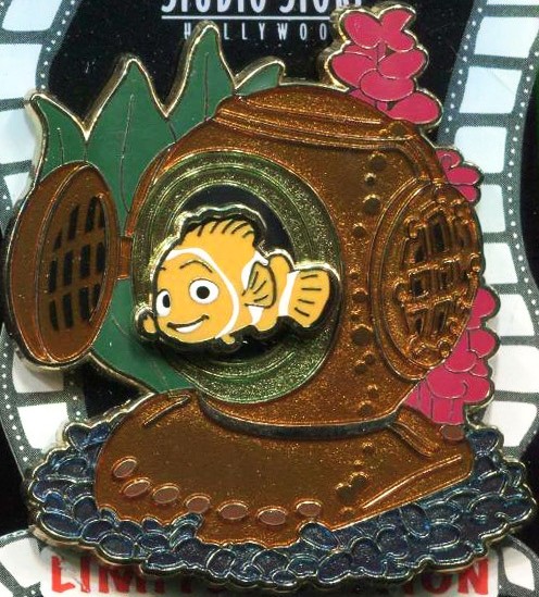 29024 - Nemo in Diver's Helmet - Finding Nemo 10th Anniversary - Disney  Studio Store Hollywood / Soda Fountain Disney Pin