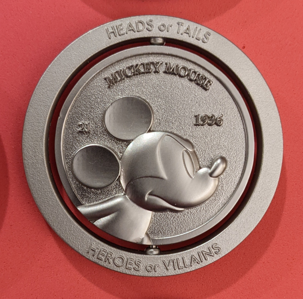 Heroes vs Villains Pin Event - Heads or Tails Mystery Set - Mickey's ...