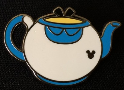 2014 Hidden Mickey - Alice in Wonderland Teapots