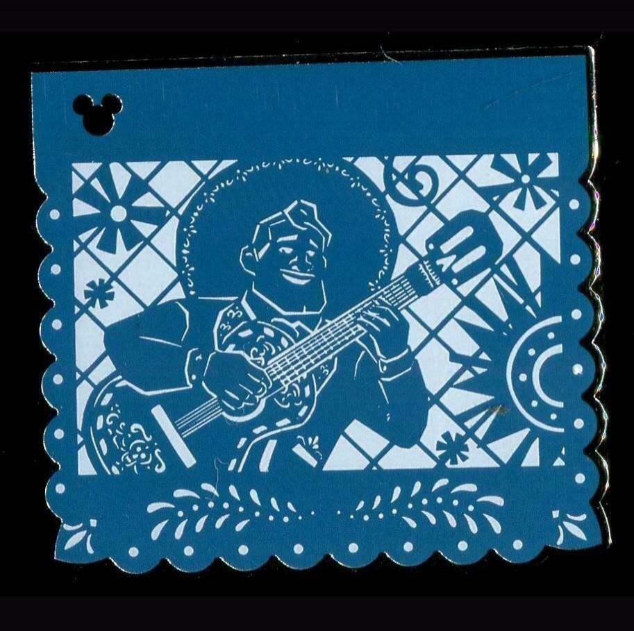 Hong Kong Hidden Mickey Coco Papel Picado