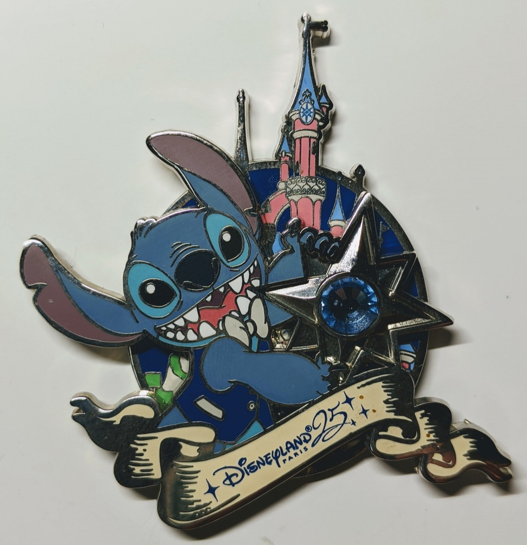 Disneyland Paris 25th Anniversary: Castles Series - Stitch | PIN 37430