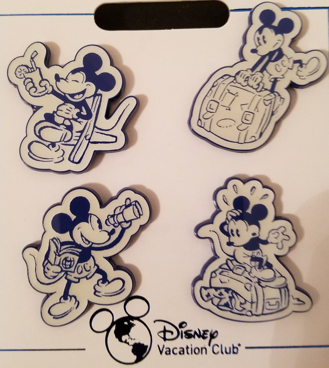 Mickey Vacation Booster Set
