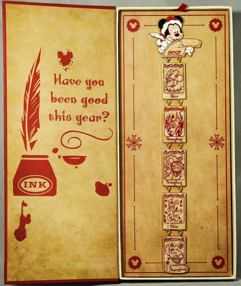 Santa Mickey's Naughty & Nice List Set