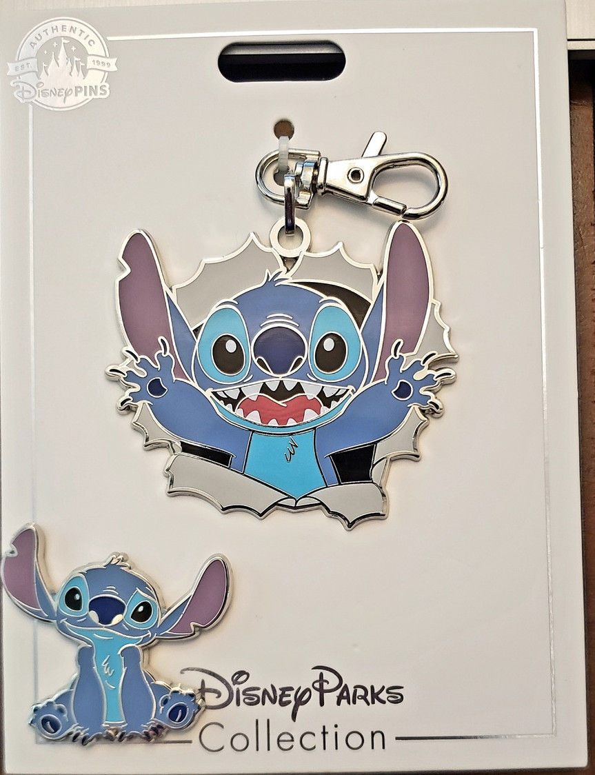 Stitch Lanyard Medal and Pin Set — Full Set