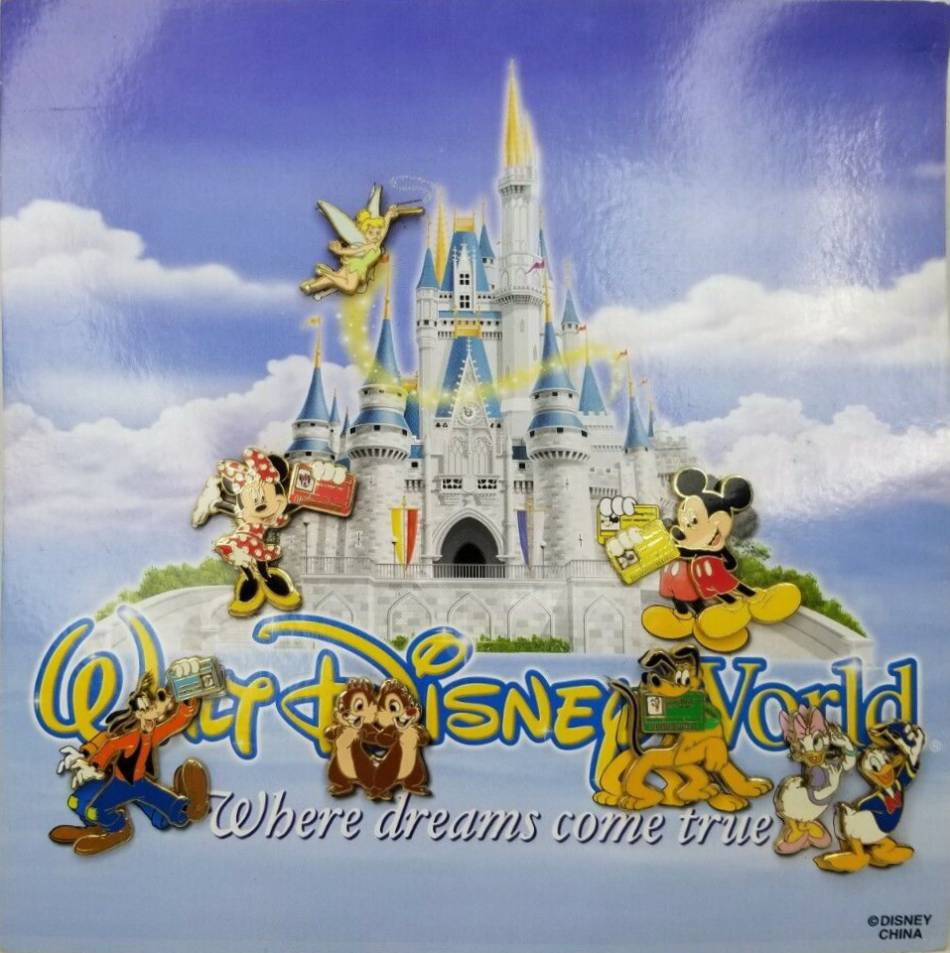 Set with Background Illustration