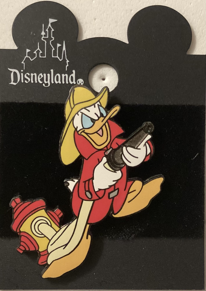 Firefighter Donald | PIN 75819