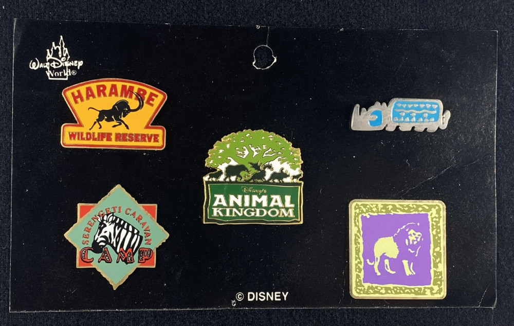 5-Pin Safari Hat or Card Set — Alternate Carded Version