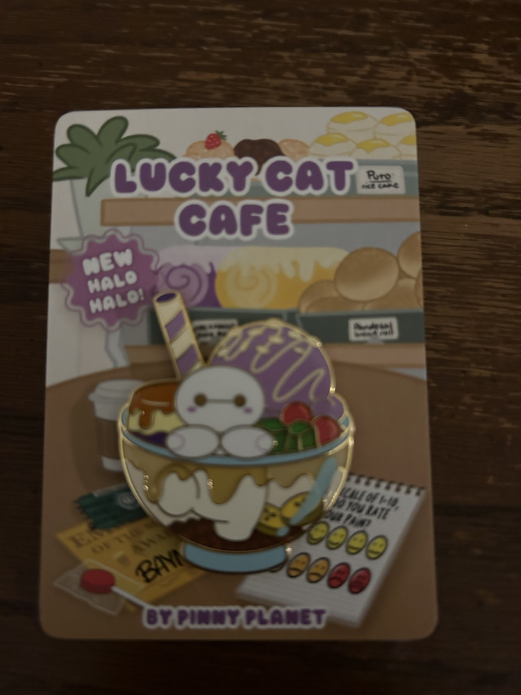 Fantasy Pin Series: PinnyPlanet - Lucky Cat Cafe: Baymax Halo Halo