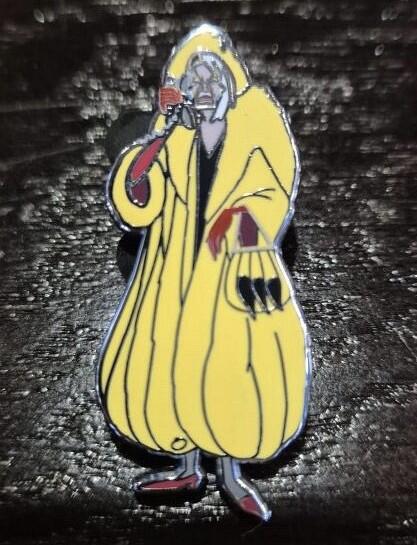 Cast Lanyard Refresh - Cruella | PIN 92070