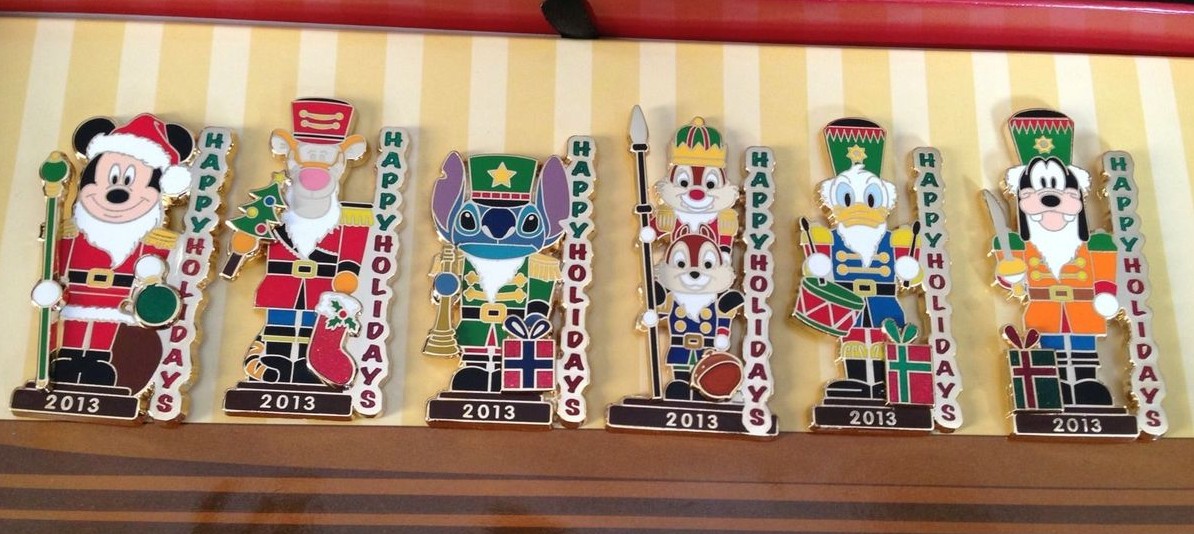 Nutcracker Mantel Box Set
