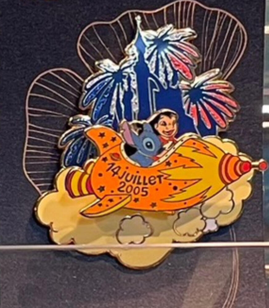 Bastille Day - 14 juillet 2005 Lilo and Stitch in rocket | PIN 93112