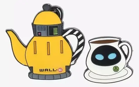WALL-E 2-Pin Tea Set