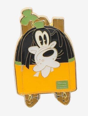 Mickey & Friends Shorts Backpack Mystery Collection - Goofy | PIN