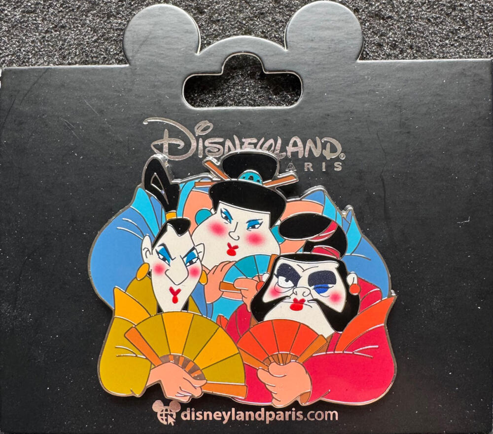 海外ディズニー　ピンバッジ　LE1000　ムーラン　ヤオ　リン　チェンポー Mulan - Yao, Ling and Chien-Po in drag | PIN 95463