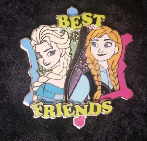Anna and Elsa 2-Pin Set