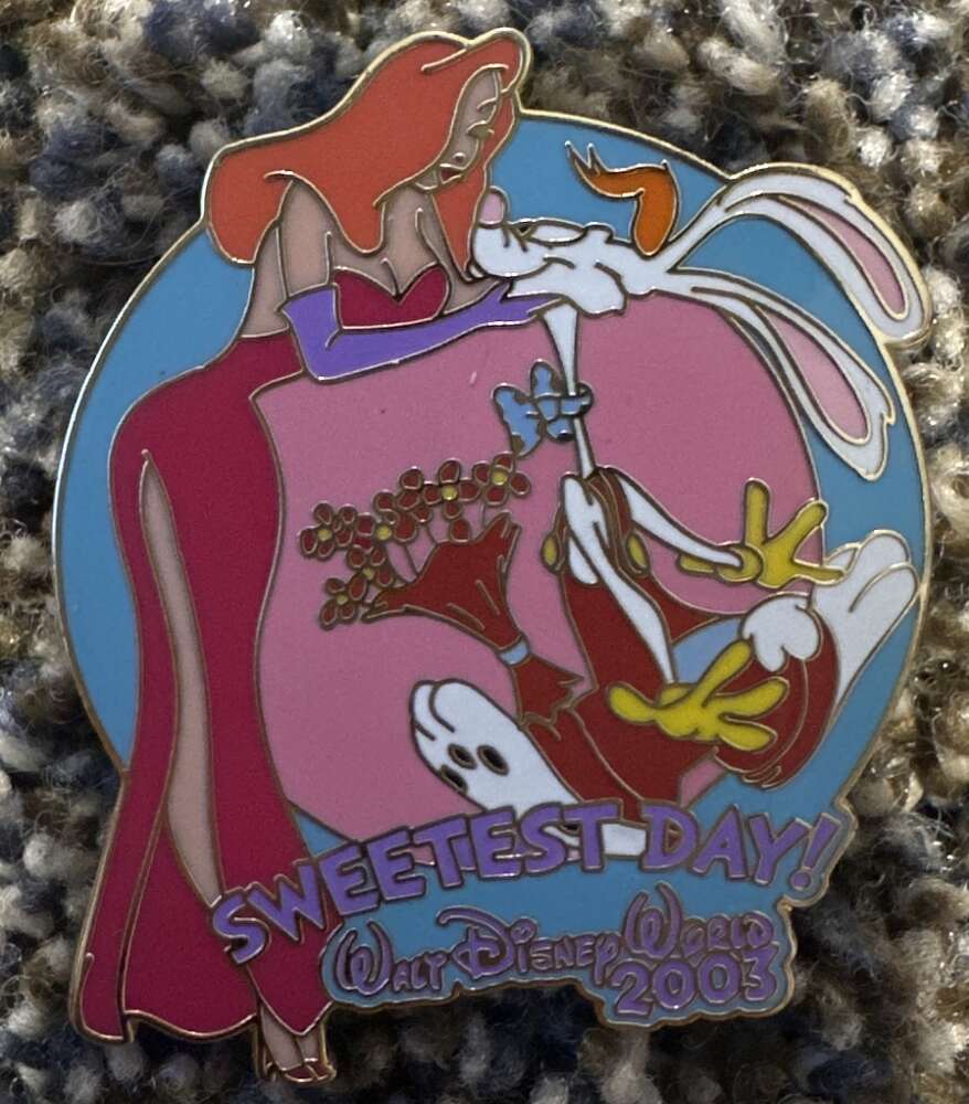 Sweetest Day - Roger and Jessica Rabbit 2003 | PIN 99057