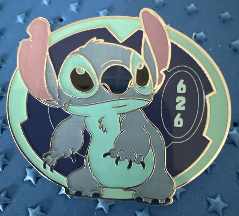 626 Day Cousins Mystery Box - Experiment 626 “Stitch” | PIN 99850