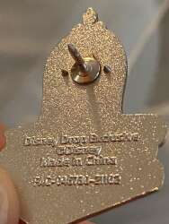 'Disney Drop - Silver tone Beauty and the Beast books and rose - DLIC'