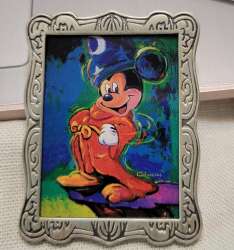 Click to view the Sorcerer Mickey in frame details