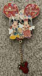 '9th Anniversary Commemorative Pins - Mickey, Minnie and Duffy in Front of the Castle - HKDL'